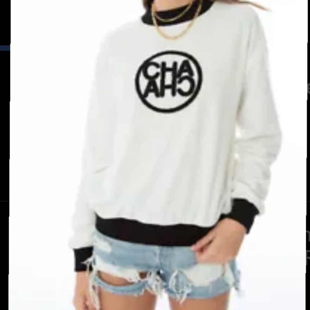 ELLandEMM Medium/Large CHA CHA terry cloth sweatshirt